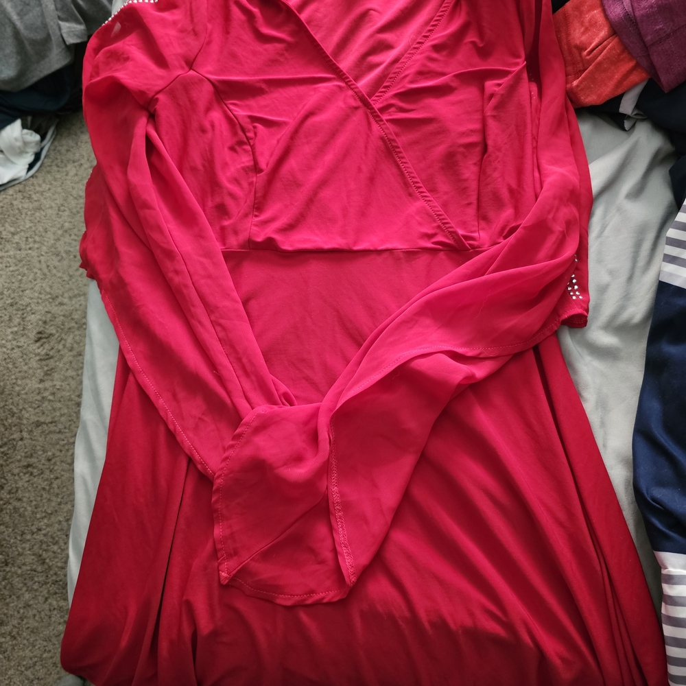 VENUS Bold Red Garment